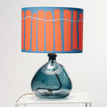 Llwythwch y ddelwedd i wyliwr yr Oriel, Lamp Gwydr Glas Bach Wedi'i Ail-gylchu - efo unrhyw lampshêd Crawia, Heli neu retro