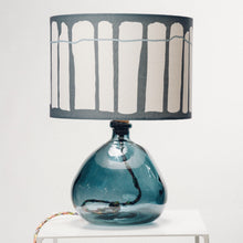 Llwythwch y ddelwedd i wyliwr yr Oriel, Lamp Gwydr Glas Bach Wedi'i Ail-gylchu - efo unrhyw lampshêd Crawia, Heli neu retro