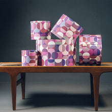 Llwythwch y ddelwedd i wyliwr yr Oriel, Lampshêd Retro Piws